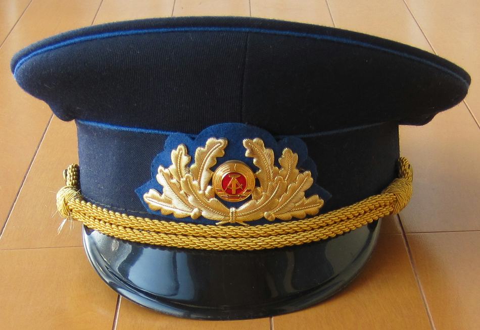 交通警察将官制帽